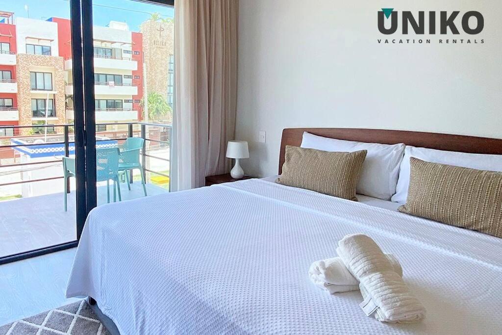 1 Block To The 2br 6pax Rooftop Pool King Bed Apartment
